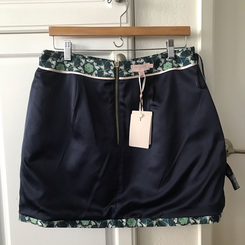 NWT Ted Baker mini skirt SZ 4 - Picture 5 of 9